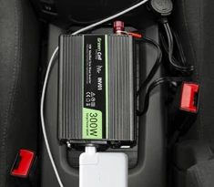 Autós inverter