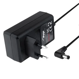 Akyga AK-TB-12 Universal power adapter 1,4m Black töltő