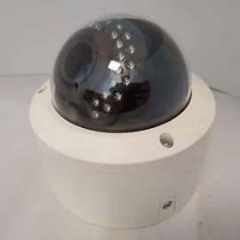 GNI7261DN 2 MP IP kültéri vandálbiztos IR dóm kamera, 2.8-12mm, fehér - Hiányos, Javított