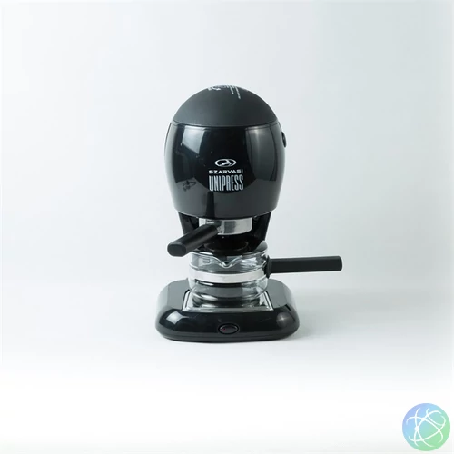 Szarvasi SZV-624 Unipress presszókávéfőző, fekete, 800W, 3,04 bar nyomás, 0,6L víztartály, 4,1 kg,