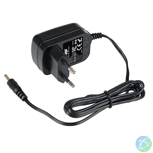 Akyga AK-TB-18 Universal power adapter 1,4m Black töltő