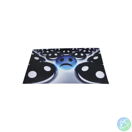 Notebook matrica, 17"-ig, szomorú smiley