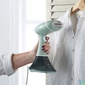 Kép 1/4 - RUSSEL HOBBS Steam Genie 25592-56/RH kézi gőzölő, Essentials, kompakt hordozható