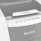 Kép 3/9 - Iratmegsemmisítő, mikrokonfetti, 100 lap, LEITZ "IQ AutoFeed SmallOffice 100 P5 Pro"