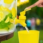 Kép 2/5 - Italadagoló csappal, műanyag pohárszettel, 3,8 l, citrom