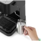 Kép 5/5 - DeLonghi Stilosa EC230.BK fekete espresso kávéfőző