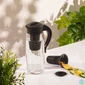 Kép 5/5 - IRIS C-00250 Karefe Oval kancsó gyümölcstartóval 1.600ml, fekete vagy elfántcsont színű