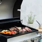 Kép 2/8 - Barbecook BC-GAS-2003 Spring 3212 gázgrill, tárolóval, oldalégővel, 133x57x115cm