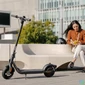 Kép 3/4 - Segway Ninebot F2 E elektromos roller, max. terhelhetőség 120kg, max. sebesség 25km/h, IPX5